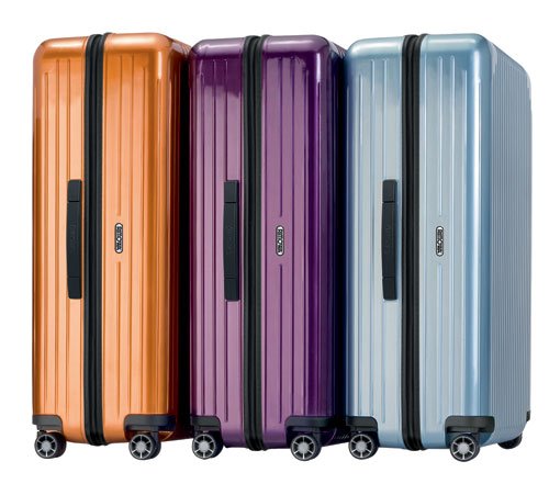 RIMOWA  Salsa Air 空中的旅行箱