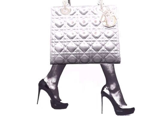 Lady Dior 微电影 “360° Bag”