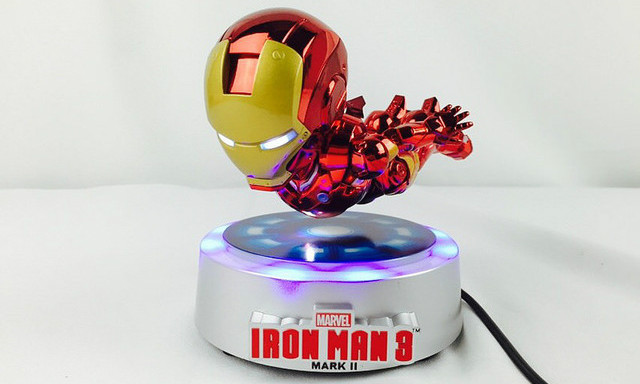 野兽国玩具 – SDCC 限定Egg Attack 钢铁侠Mark III 磁浮版