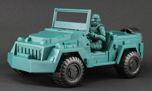 《酸雨战争》2015年度会场限定品：Green Jeep + Green Commander