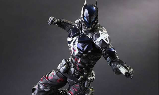 Play Arts 改《蝙蝠侠：阿卡汉骑士》 阿卡汉骑士 Arkham Knight