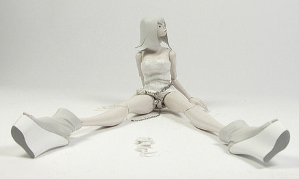 threeA – Isobelle Pascha【GALA MILK系列】神圣的皮鞭与手铐