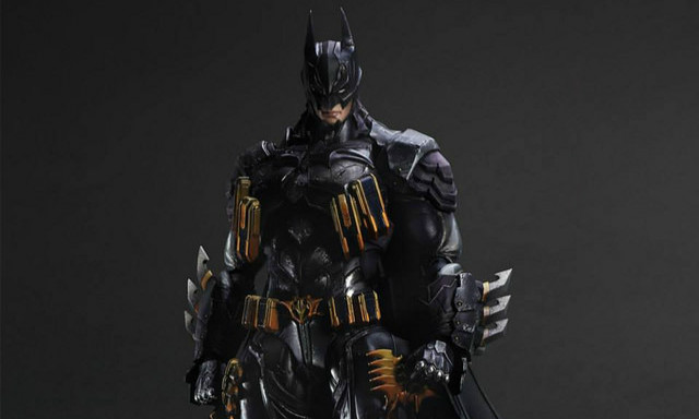 Play Arts 改 – DC COMICS 变体版「重装蝙蝠侠」