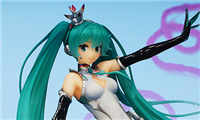 GSC官博：回旋降临的美丽歌姬「赛车MIKU 2013ver.」测评！