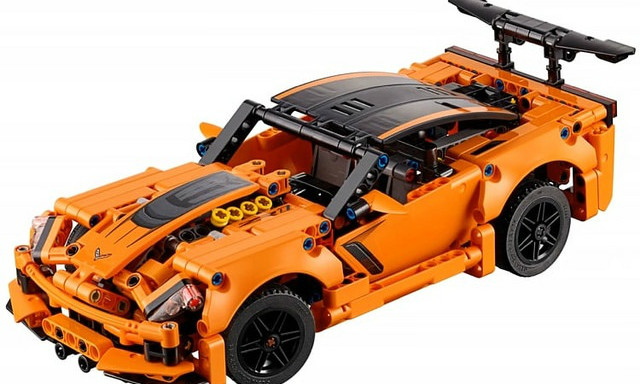 LEGO 42093 科技系列「雪佛兰 Corvette ZR1 」