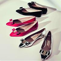 Salvatore Ferragamo前卫尖头鞋Vara Chic！