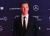 帅气现身上海Benedict in dunhill