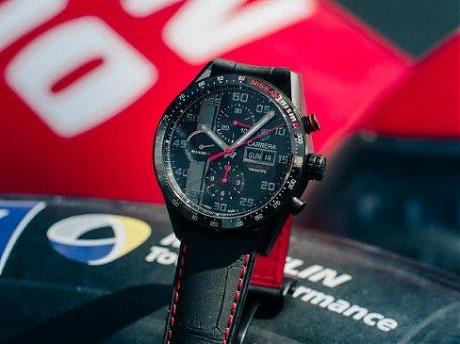 TAG HEUER NISMO特别版