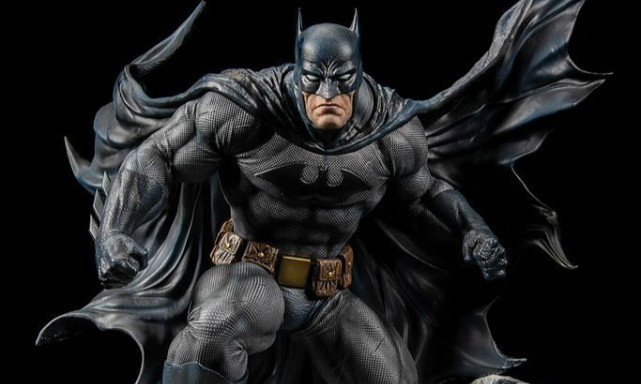 XM Studios《蝙蝠侠：缄默》蝙蝠侠 Batman 1/6 比例全身雕像