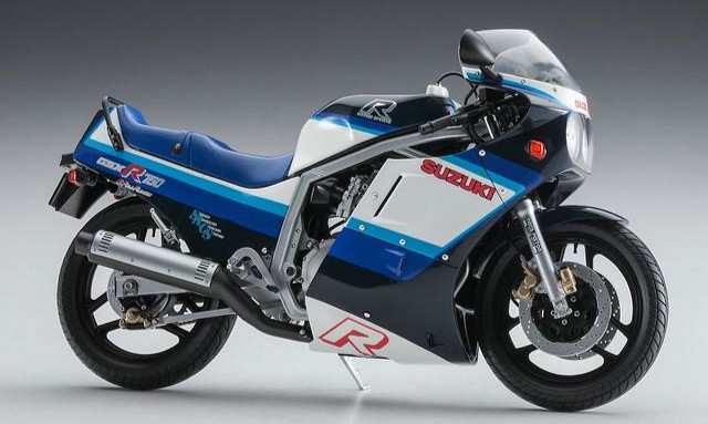 长谷川 SUZUKI GSX-R750（G）重型摩托车 1/12 模型