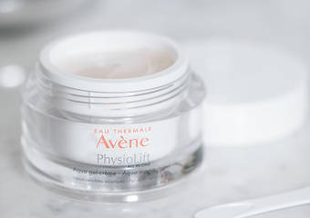 Avene 雅漾 - 雅漾逆龄紧致水凝霜，康是美领先上市，独家抢先优惠