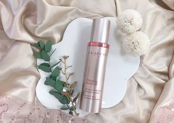 CLARINS 克兰诗 - 嘴角、脸颊、轮廓一个也不漏！“V型抗引力逆转精萃”超惊艳有感紧致！居家也能轻松减龄DIY