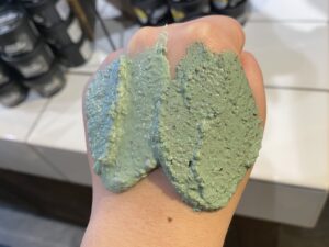 日本推特超热门“凌虐毛孔组合”保养品是什么？命名品味连LUSH、Biore官方都说赞