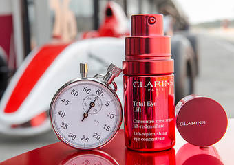 CLARINS 克兰诗 - 让你跑赢时间的赛车眼霜 克兰诗 全新“全效紧致眼霜”甩尾岁月痕迹