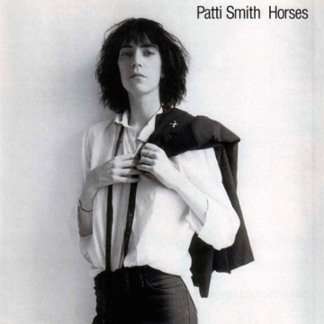 数十年如一日！颠覆女性音乐人形象 Patti Smith招牌风格灵感是“他们”