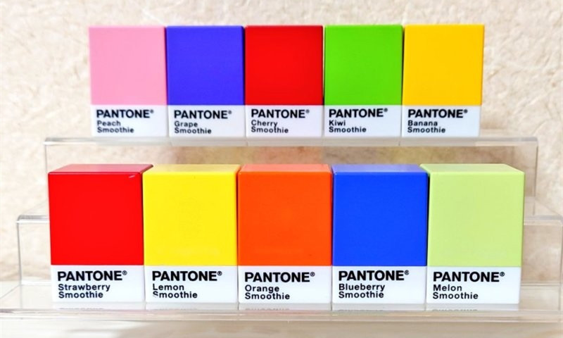 万代 色票立体化「PANTONE CUBE」扭蛋